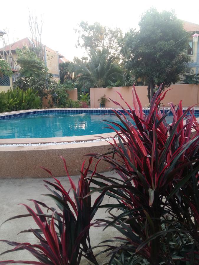 Arerayah Beach Resort Pran Buri Exterior photo